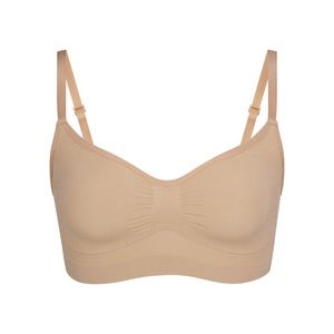 Skims seamless sculpting bralette